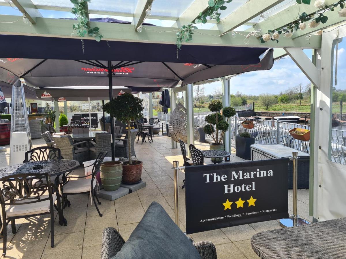 Leitrim Marina Hotel Carrick-on-Shannon Exterior photo